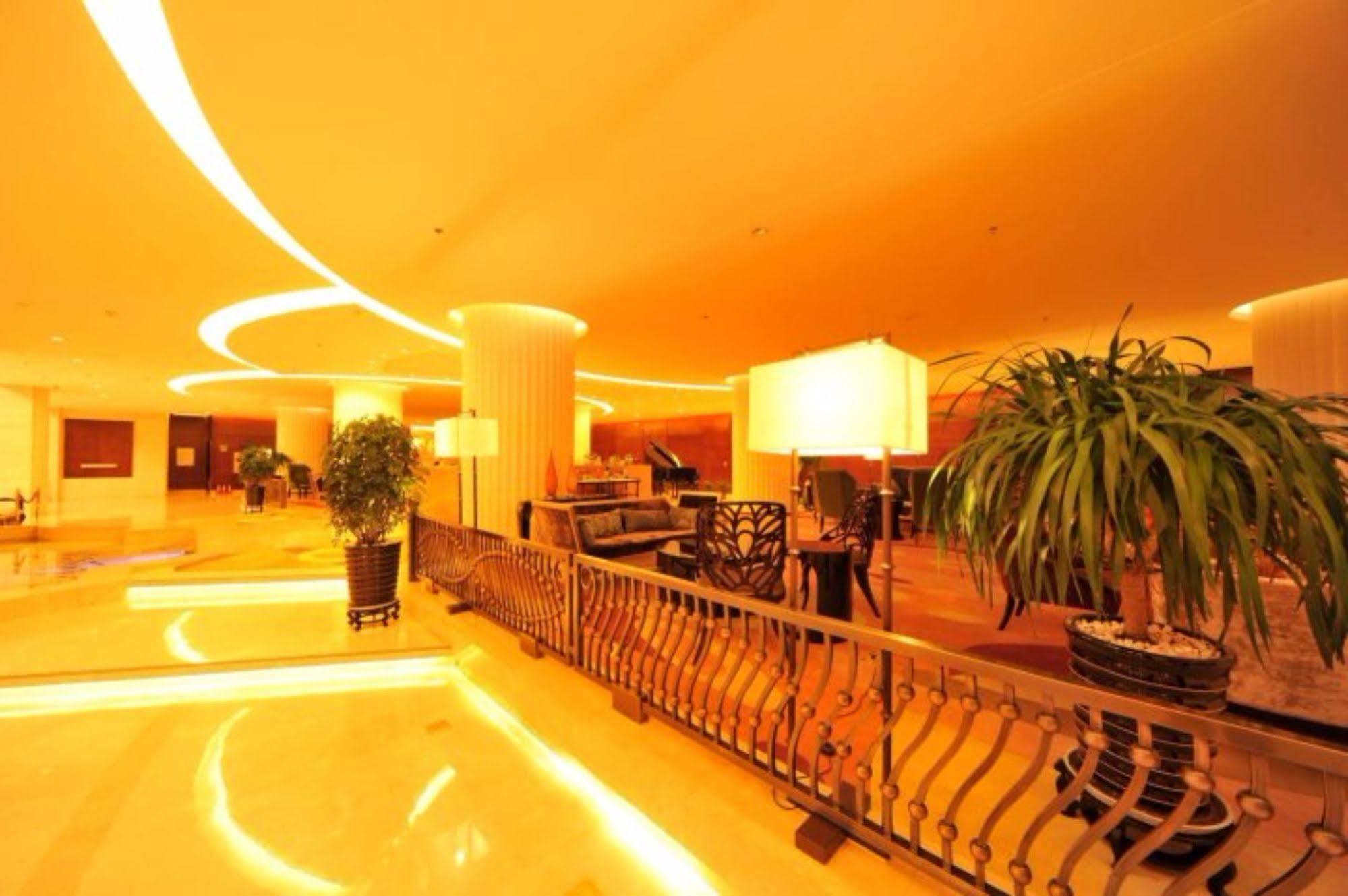 S&N Dalian Hotel Luaran gambar
