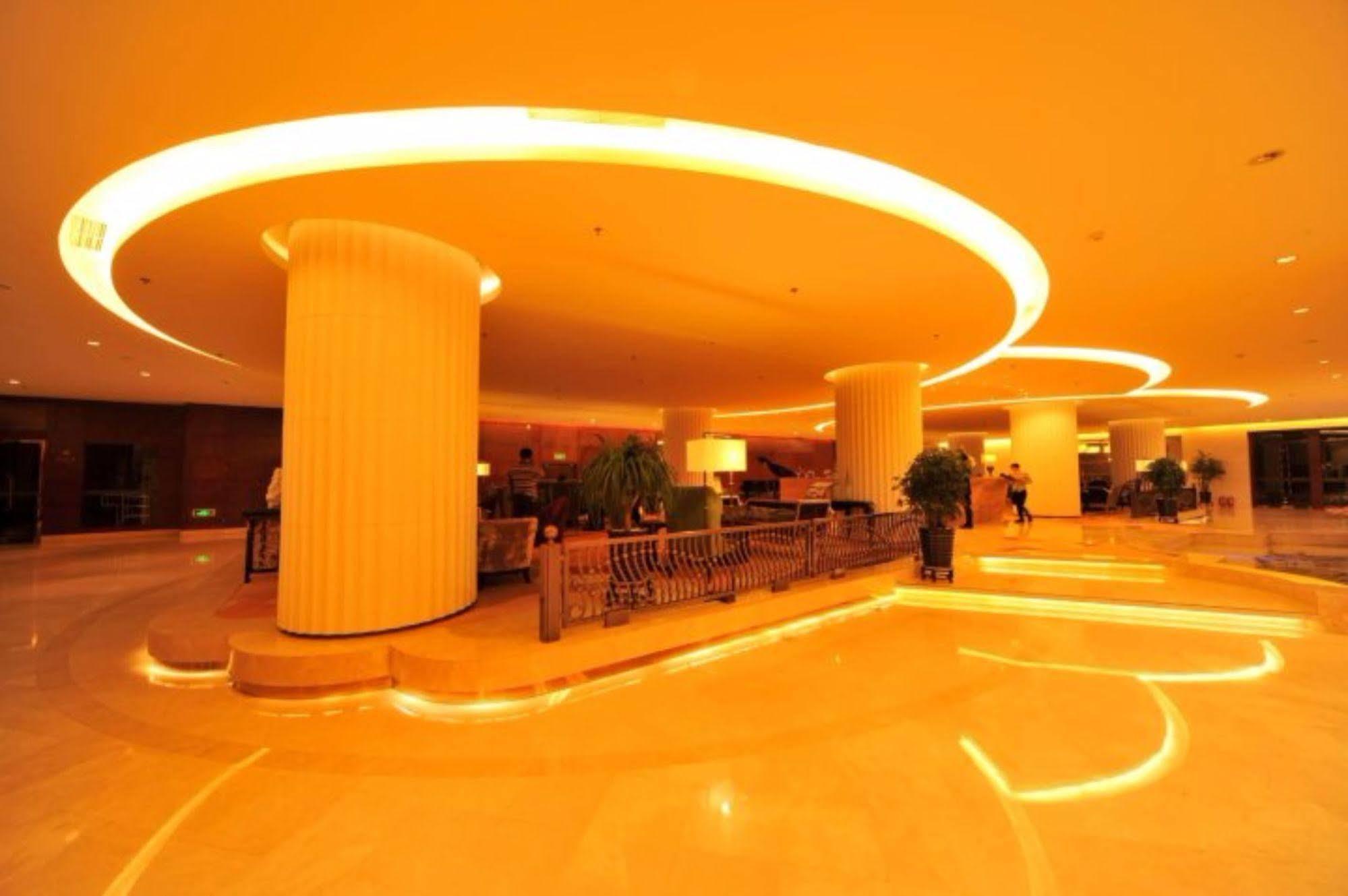 S&N Dalian Hotel Luaran gambar